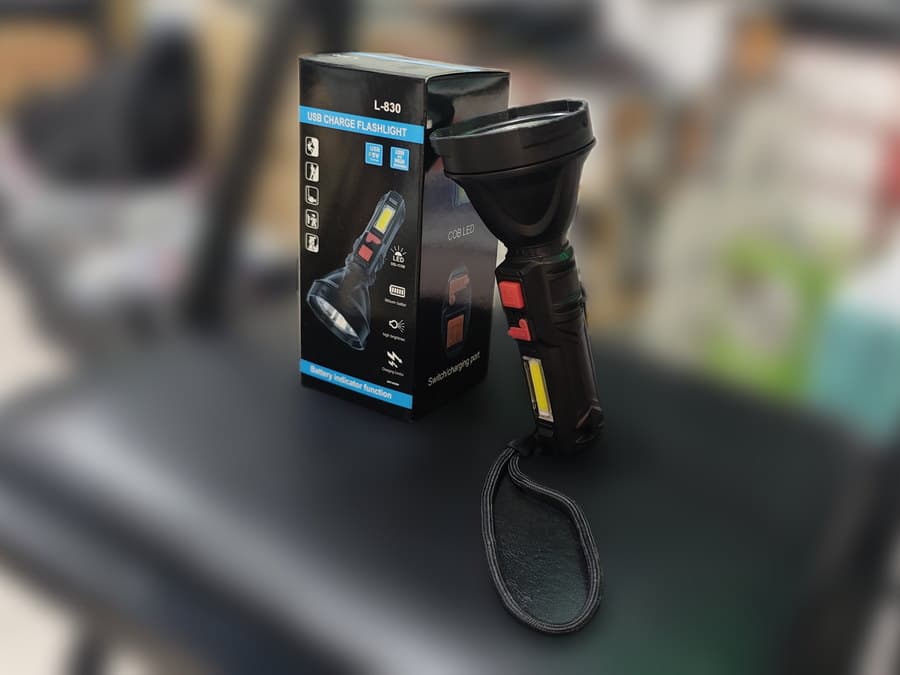 L-830 USB Şarjlı El Feneri — 4