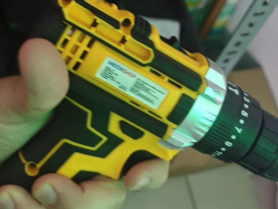 MOONSHOP Şarjlı Matkap Seti — Geniş Aparatlı — 2