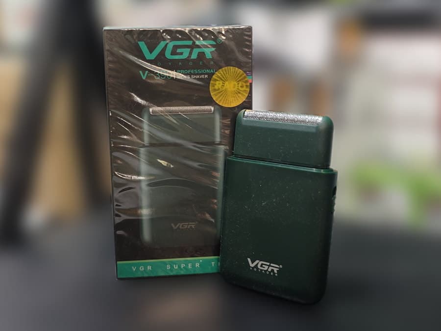 VGR V-390 Professional Men's Shaver — 2