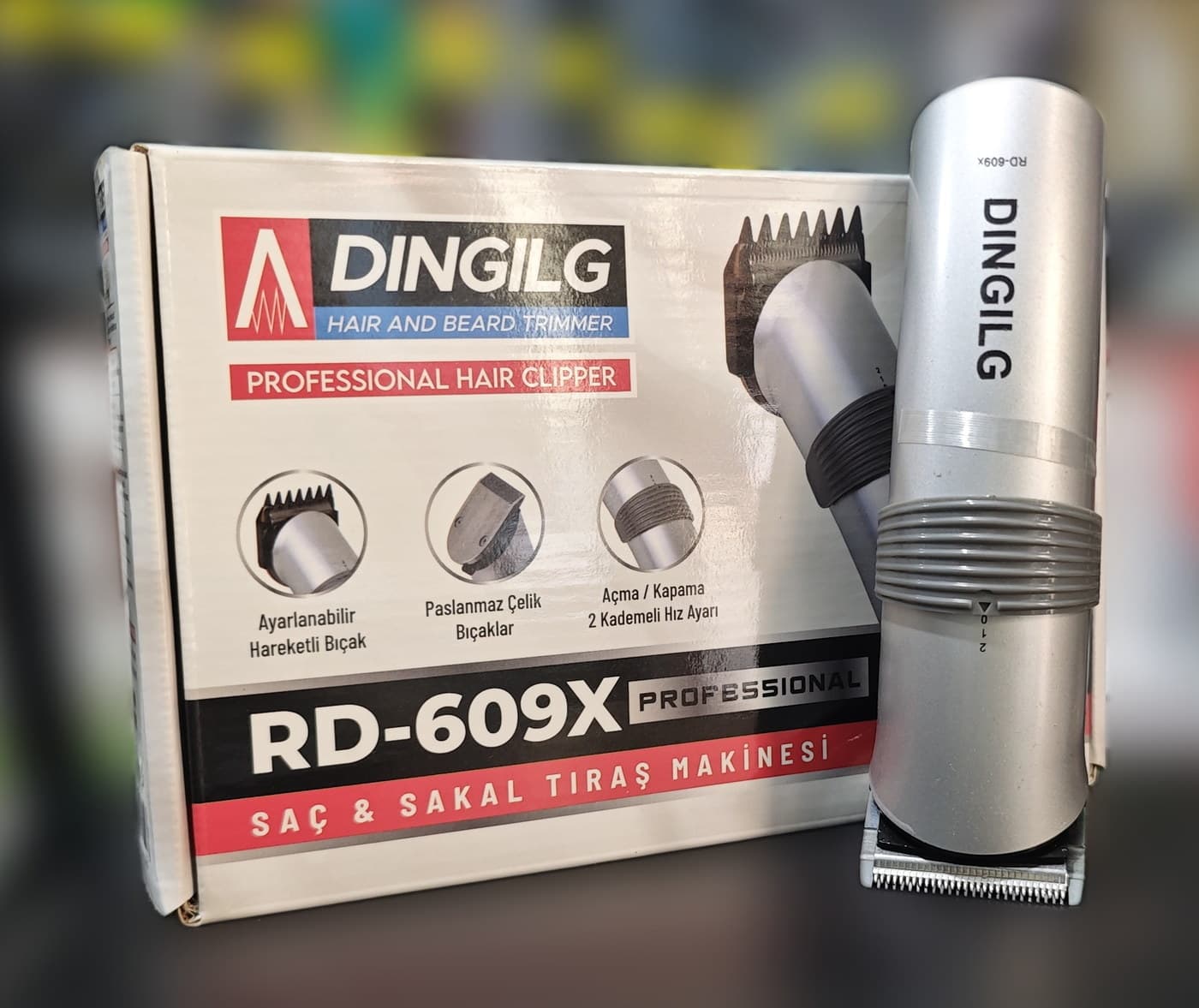DINGILG RD-609X Profesyonel Traş Makinesi — üçüncü açı