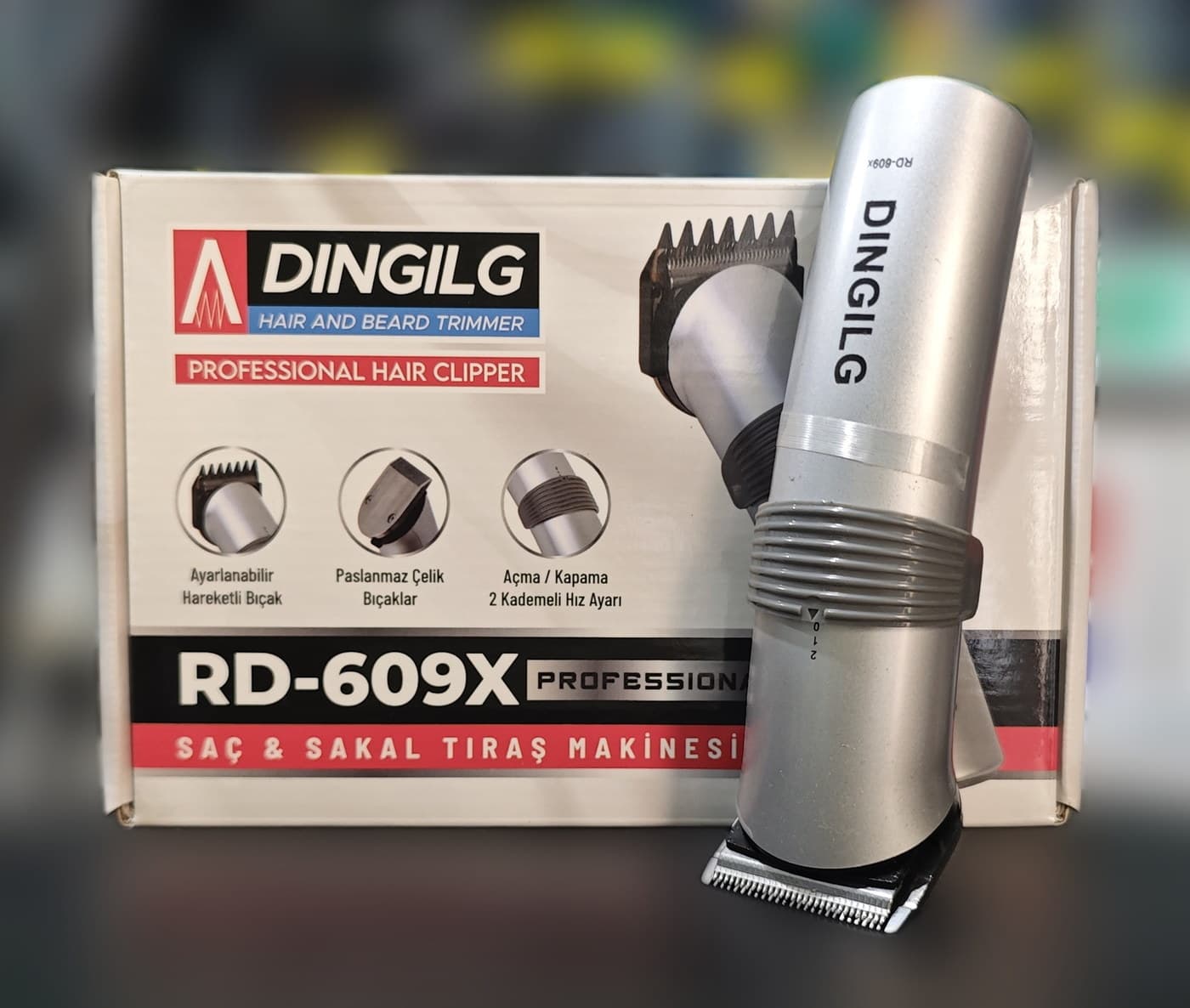 DINGILG RD-609X Profesyonel Traş Makinesi — dördüncü açı