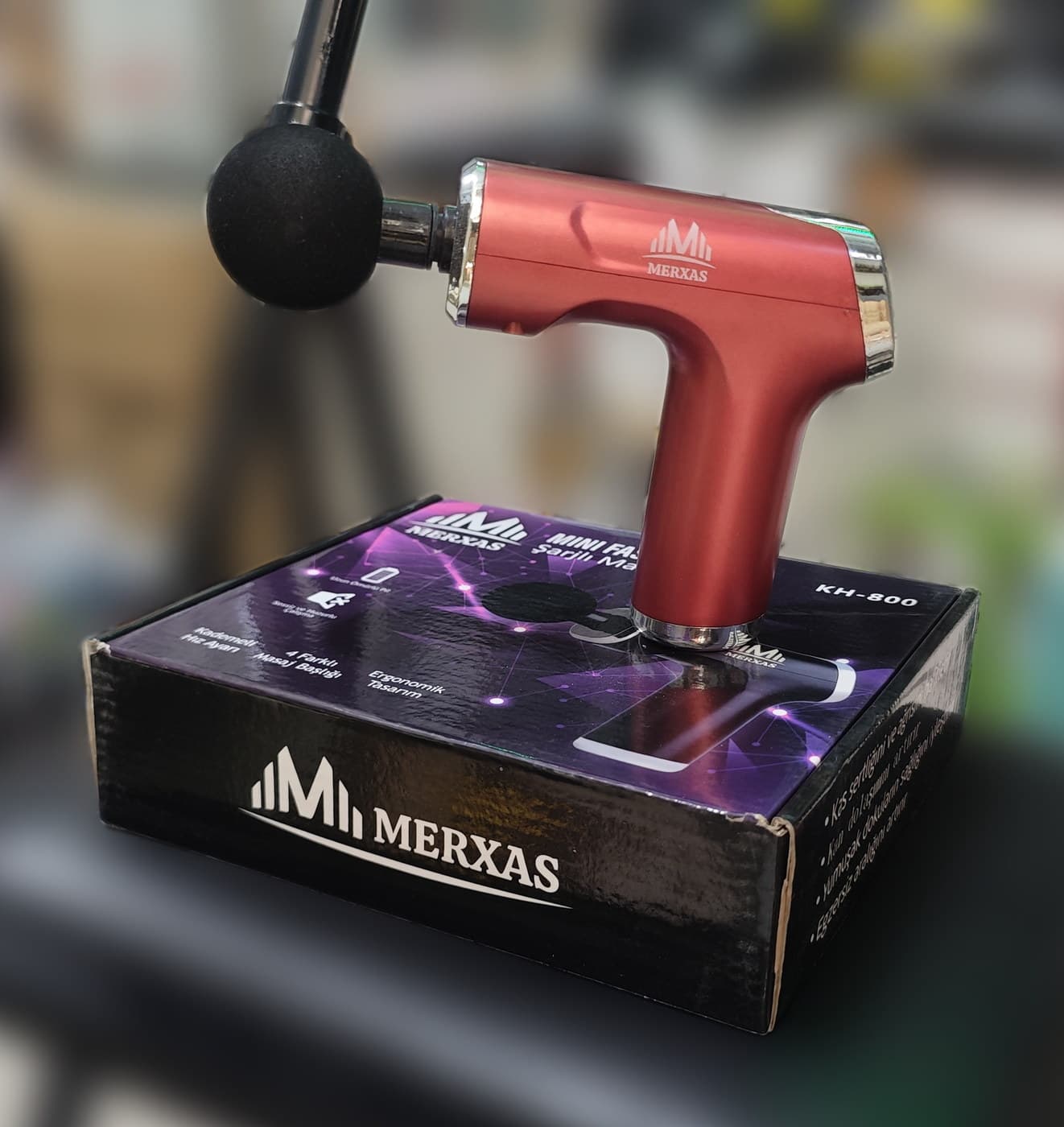 MERXAS KH-800 Mini Fascial Gun — üçüncü açı