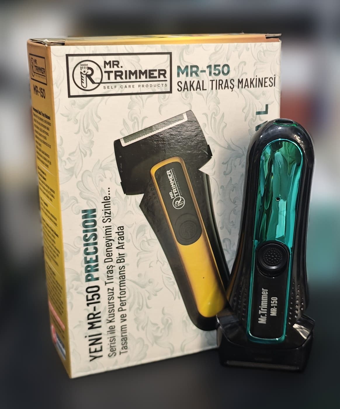 Mr. Trimmer MR-150 Sakal Traş Makinesi — üçüncü açı