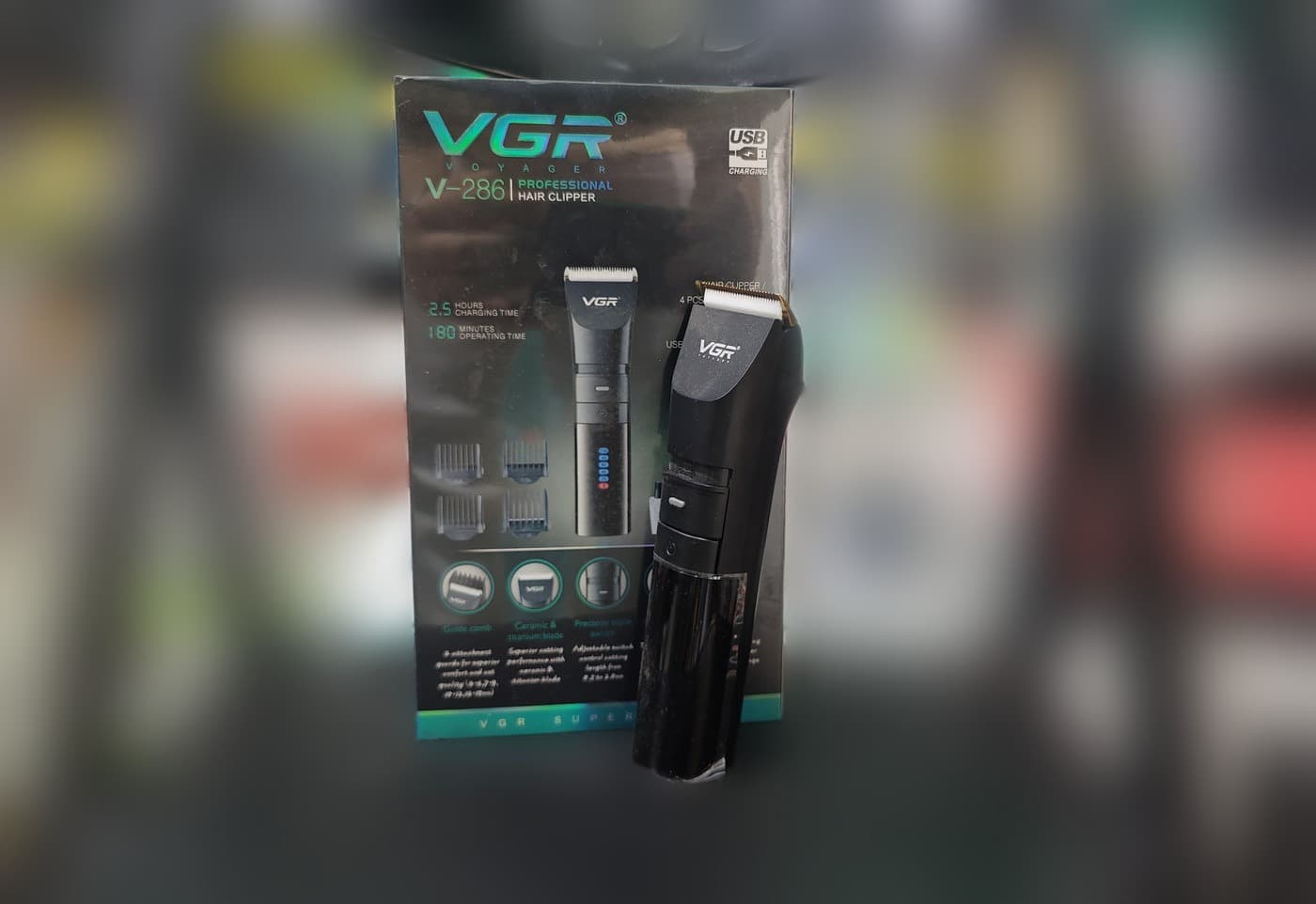 VGR V-286 Şarjlı Saç Kesme Makinesi — dördüncü açı